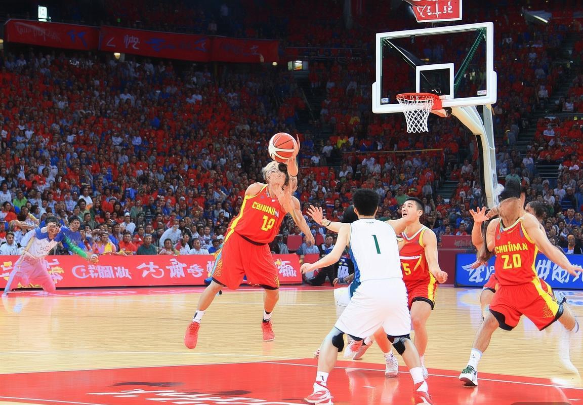 2015长沙亚锦赛：中国男篮新教练挑战与突破(图2)